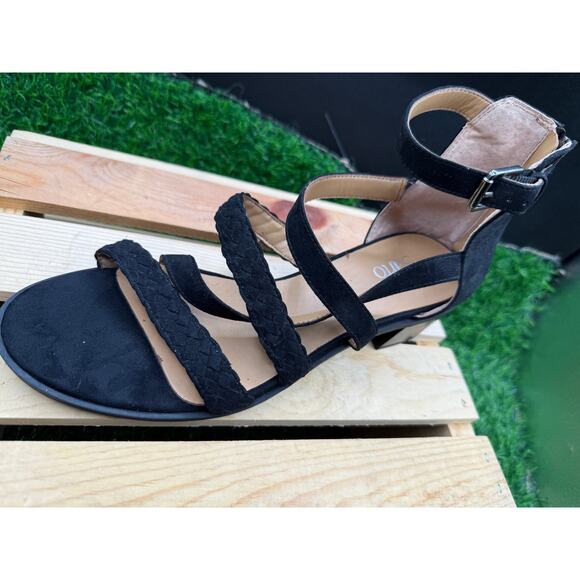 Franco Sarto- Open Toe Heels- Black- Size 9W - Picture 3 of 10